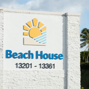 beach house sign