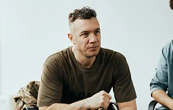 veteran in group therapy